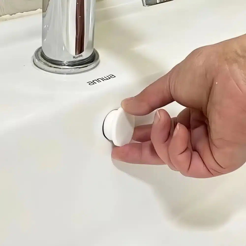 2pcs Washbasin Water Plug White Circular Silicone Overflow Hole Plug Suitable for Kitchen Sink Bathroom Bathtub Sealing Plug - 画像 (3)